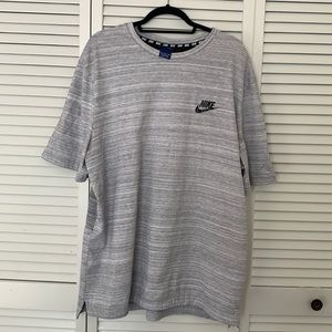 Men’s Nike Shirt